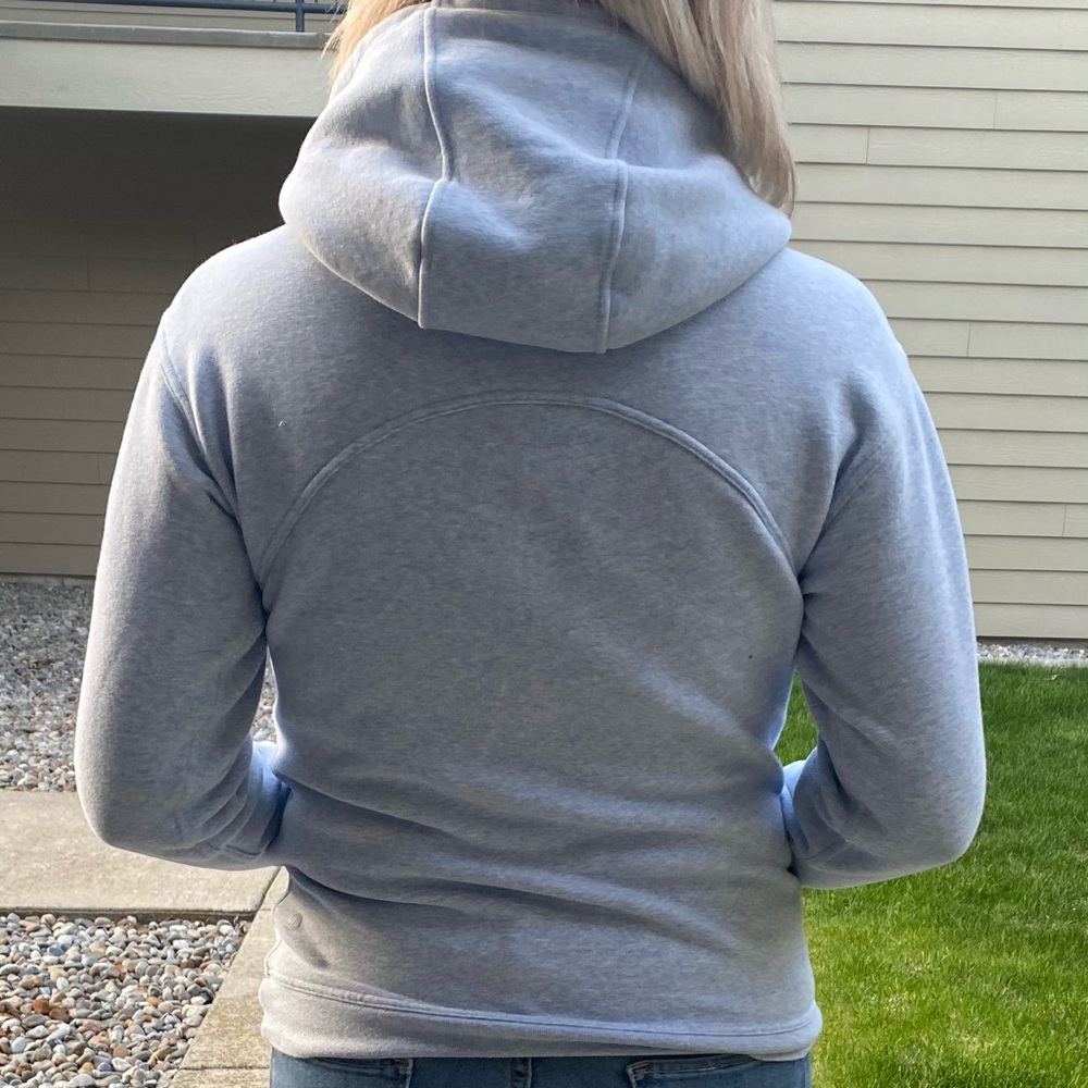 Women’s LuLulemon hoodie sweatshirt